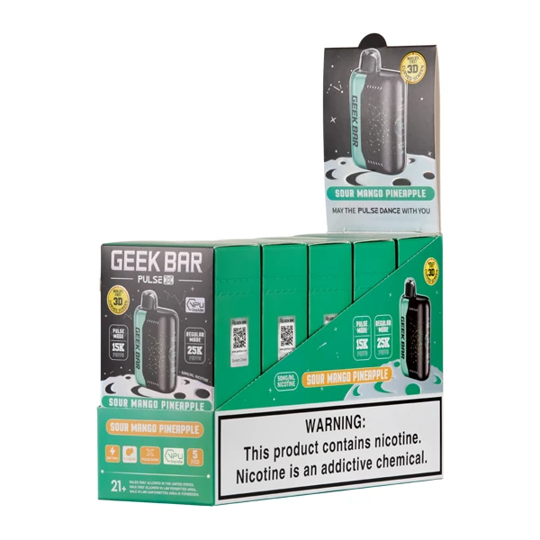 A comparison chart showing puff capacity, flavor retention, and nicotine strength for the best hookahs 2025